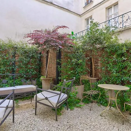Apartment Lovely 1br Flat With Garden 5mn To Pont Des Arts Paris